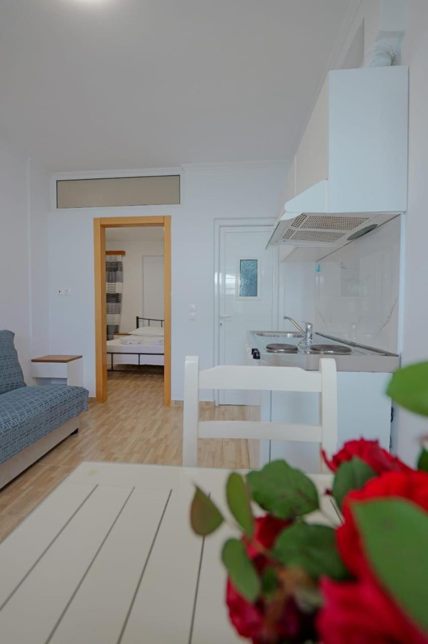 Eduard Lagji Apartament Lukovë Buitenkant foto