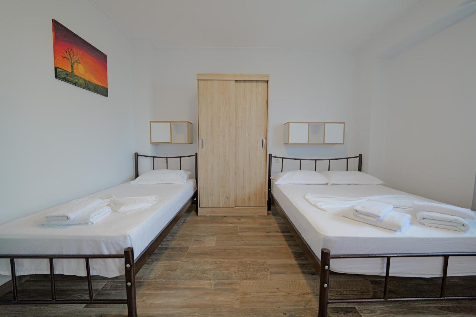 Eduard Lagji Apartament Lukovë Buitenkant foto