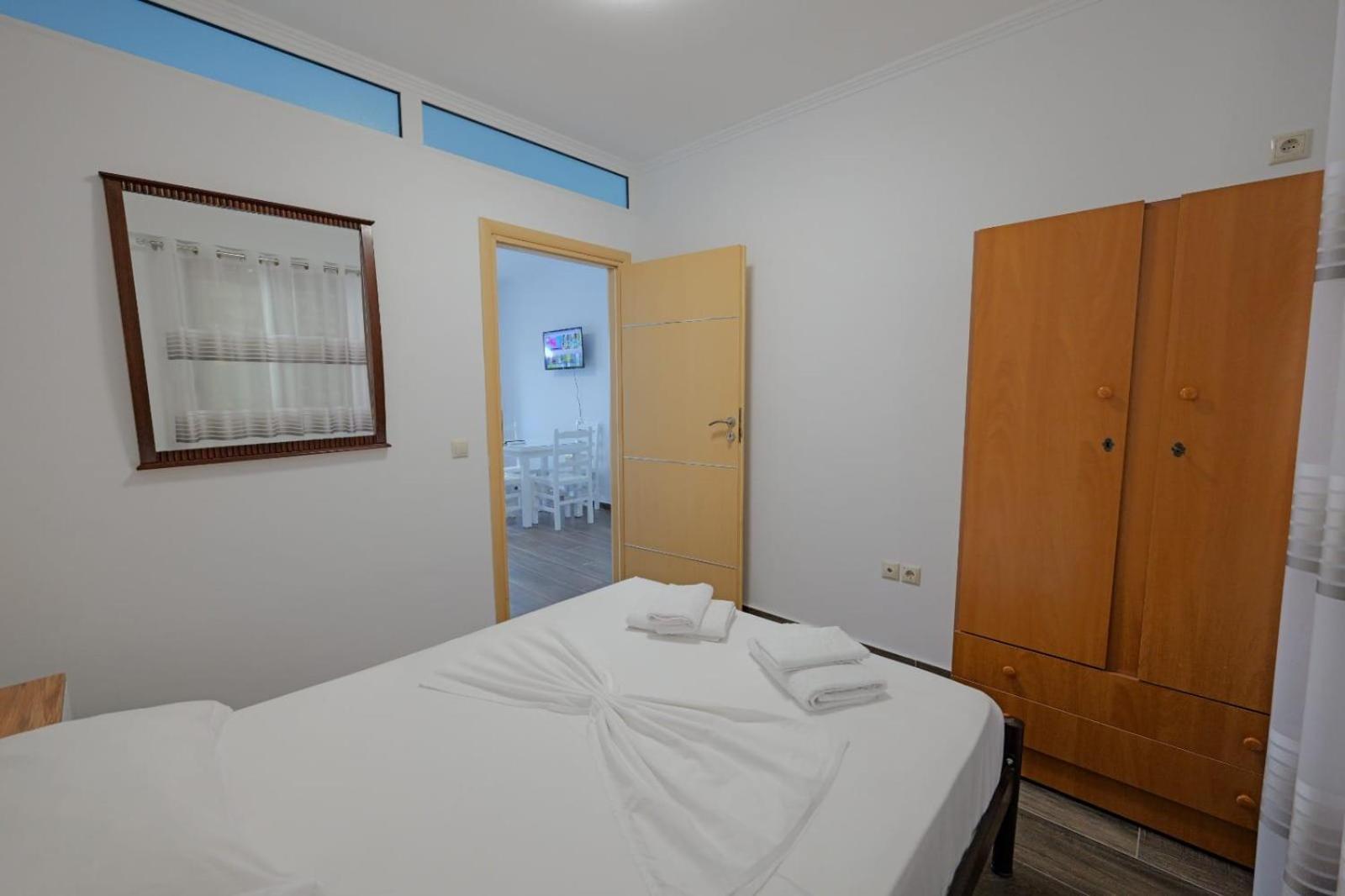 Eduard Lagji Apartament Lukovë Kamer foto
